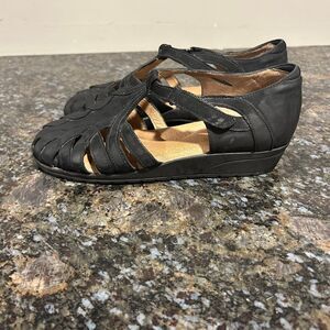 Beautifeel Cut Out Nubuck Leather Low Wedge Sandals Black Womens 38